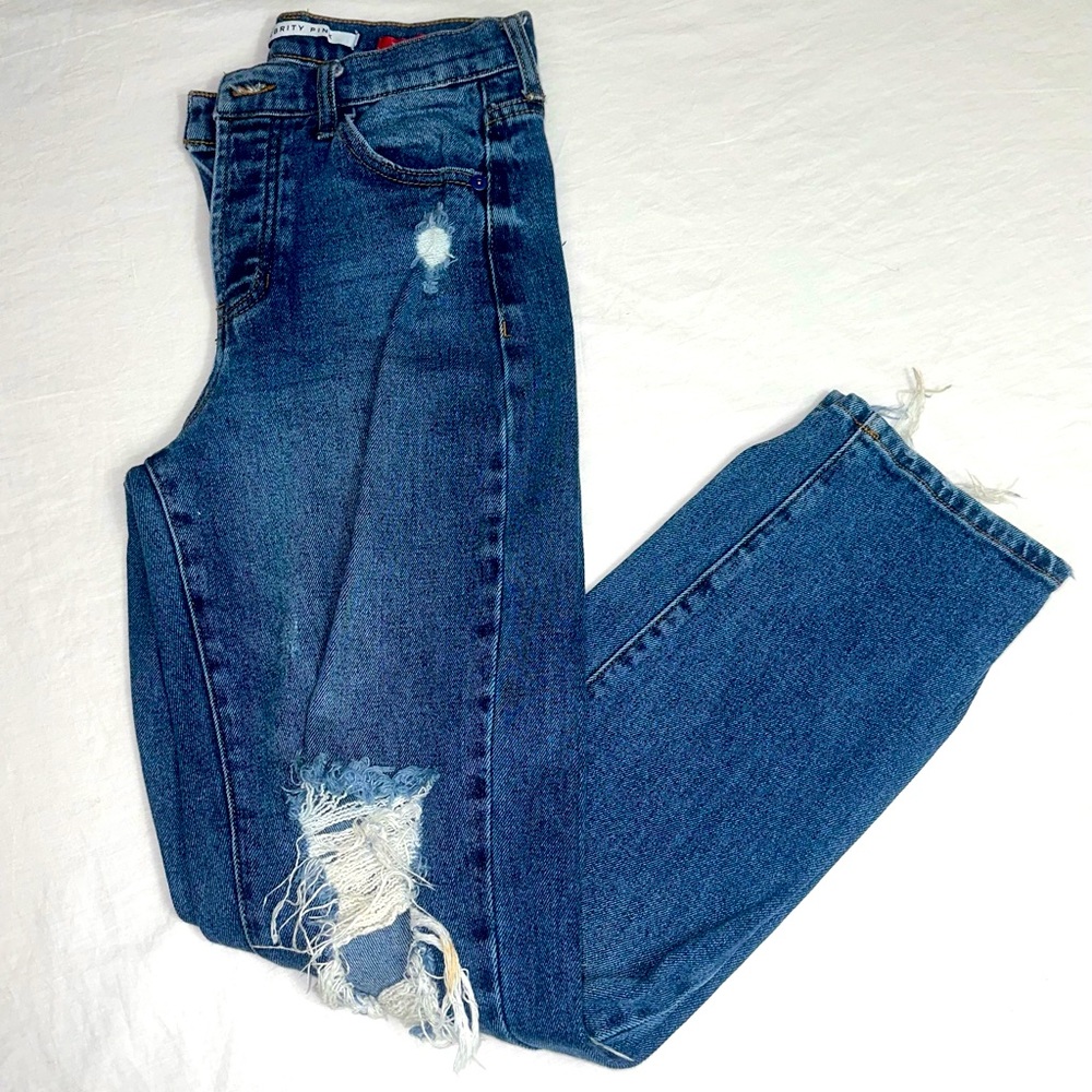 Celebrity Pink : The Eleven jeans